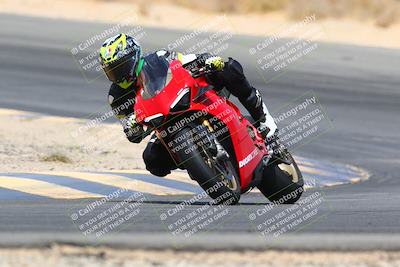 media/Apr-10-2022-SoCal Trackdays (Sun) [[f104b12566]]/Turn 10 (1pm)/